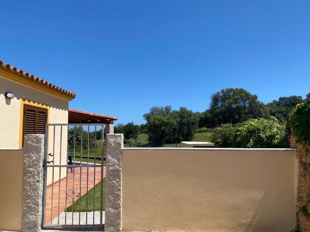Villino La Funtana Villa San Teodoro  Buitenkant foto