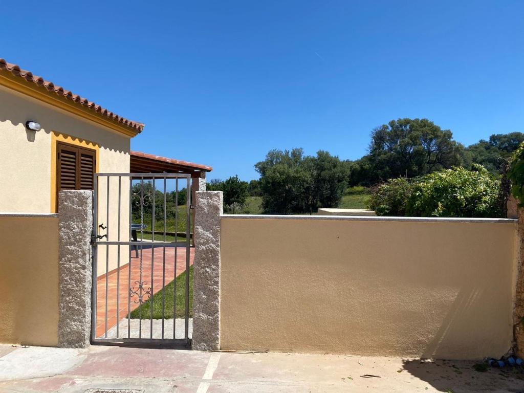 Villino La Funtana Villa San Teodoro  Buitenkant foto